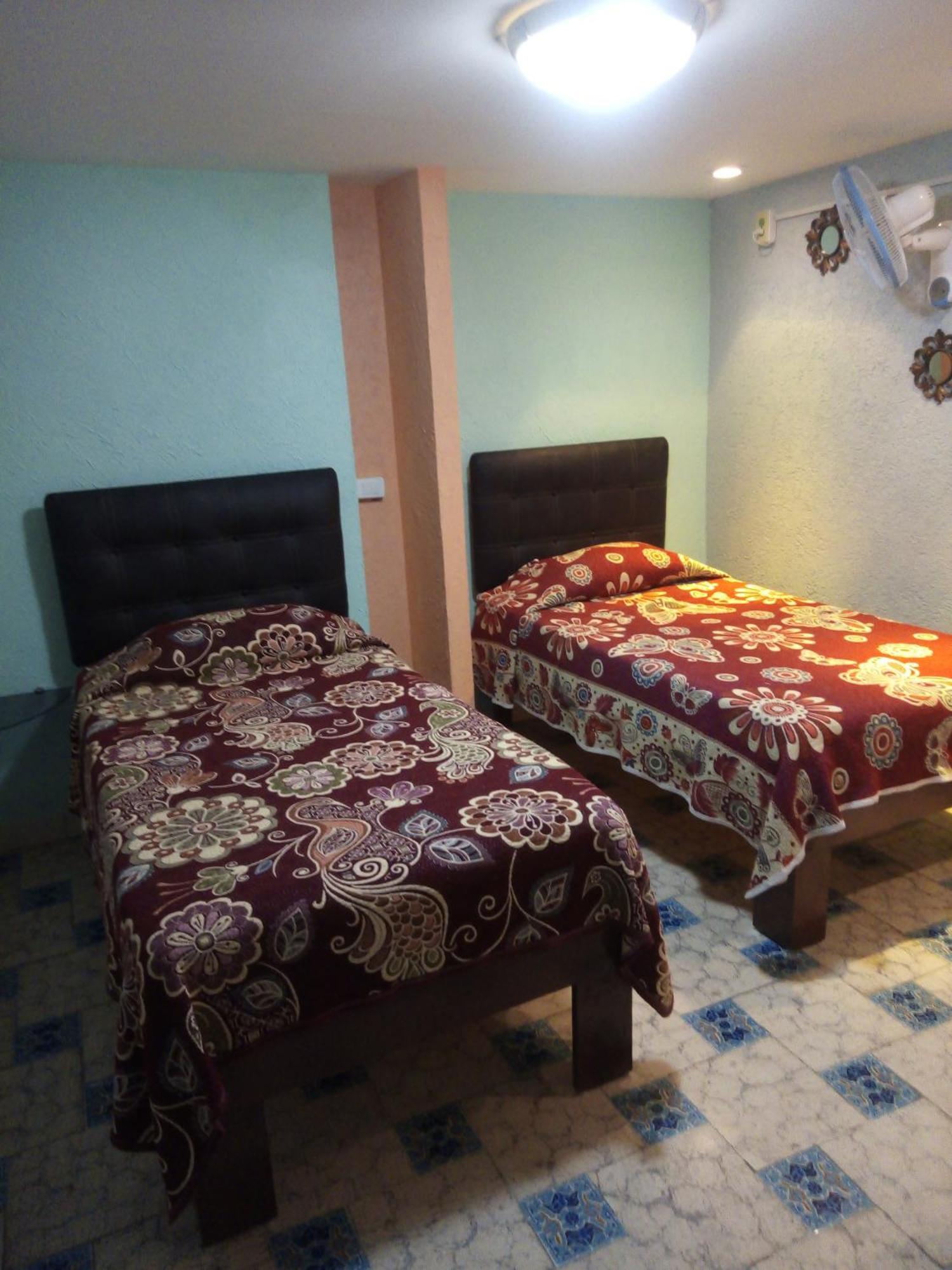 Twin Room,1158392463:JPEG